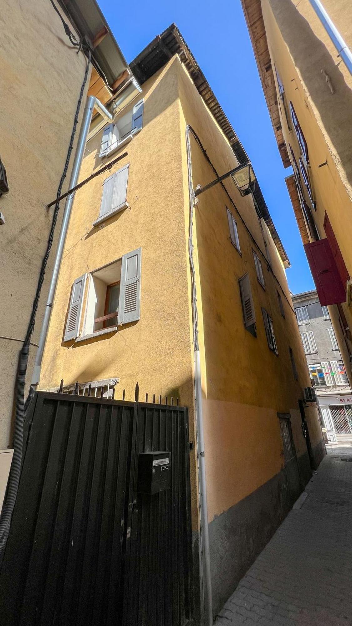 La Capitale - Les Gites De L Argile Barcelonnette Bagian luar foto