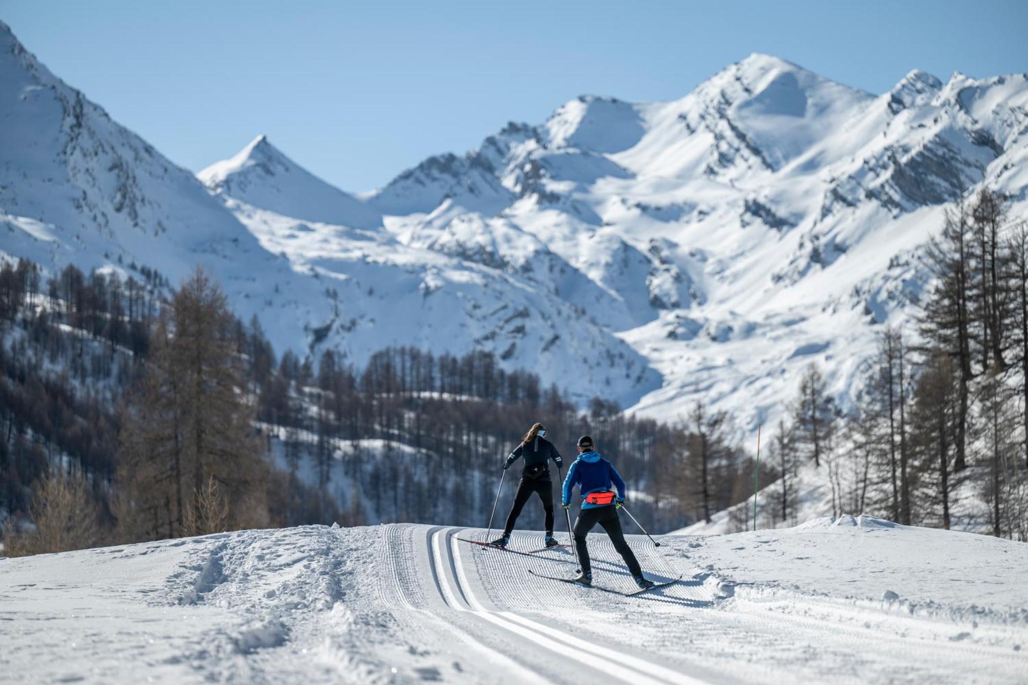 La Capitale - Les Gites De L Argile Barcelonnette Bagian luar foto