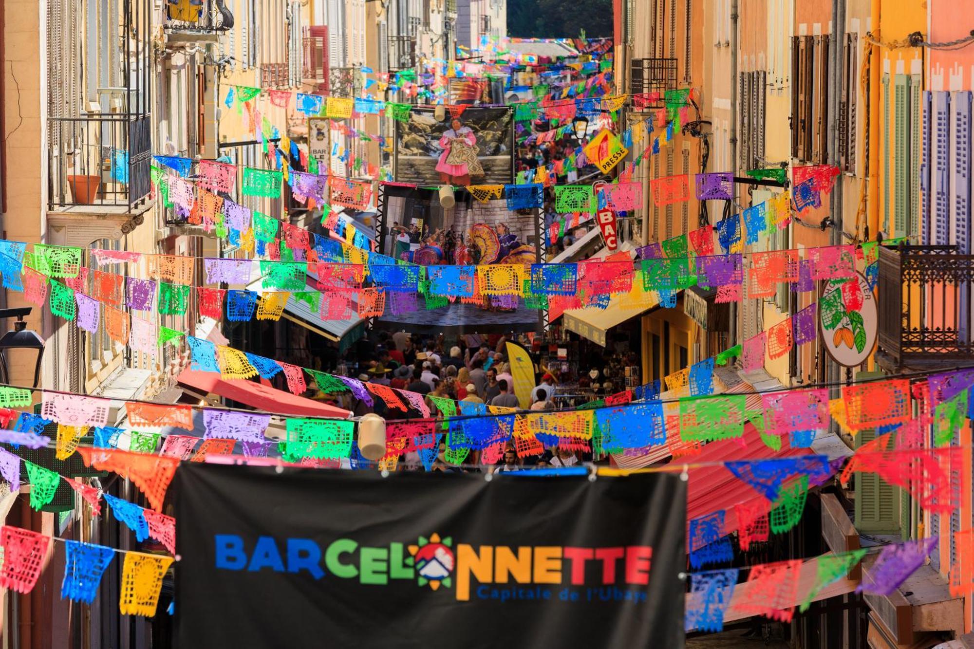 La Capitale - Les Gites De L Argile Barcelonnette Bagian luar foto