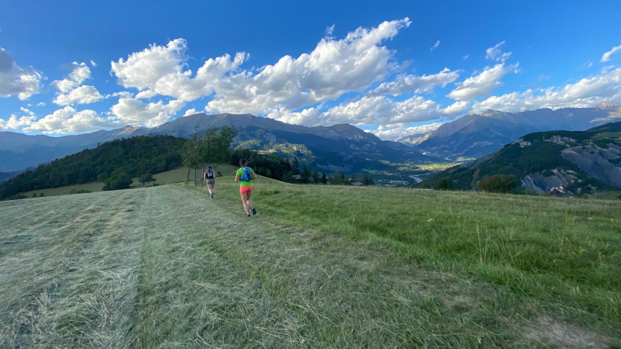 La Capitale - Les Gites De L Argile Barcelonnette Bagian luar foto
